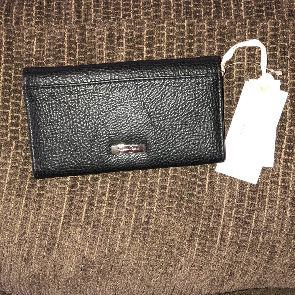 Jessica Simpson Wallet - Picture 2 of 4